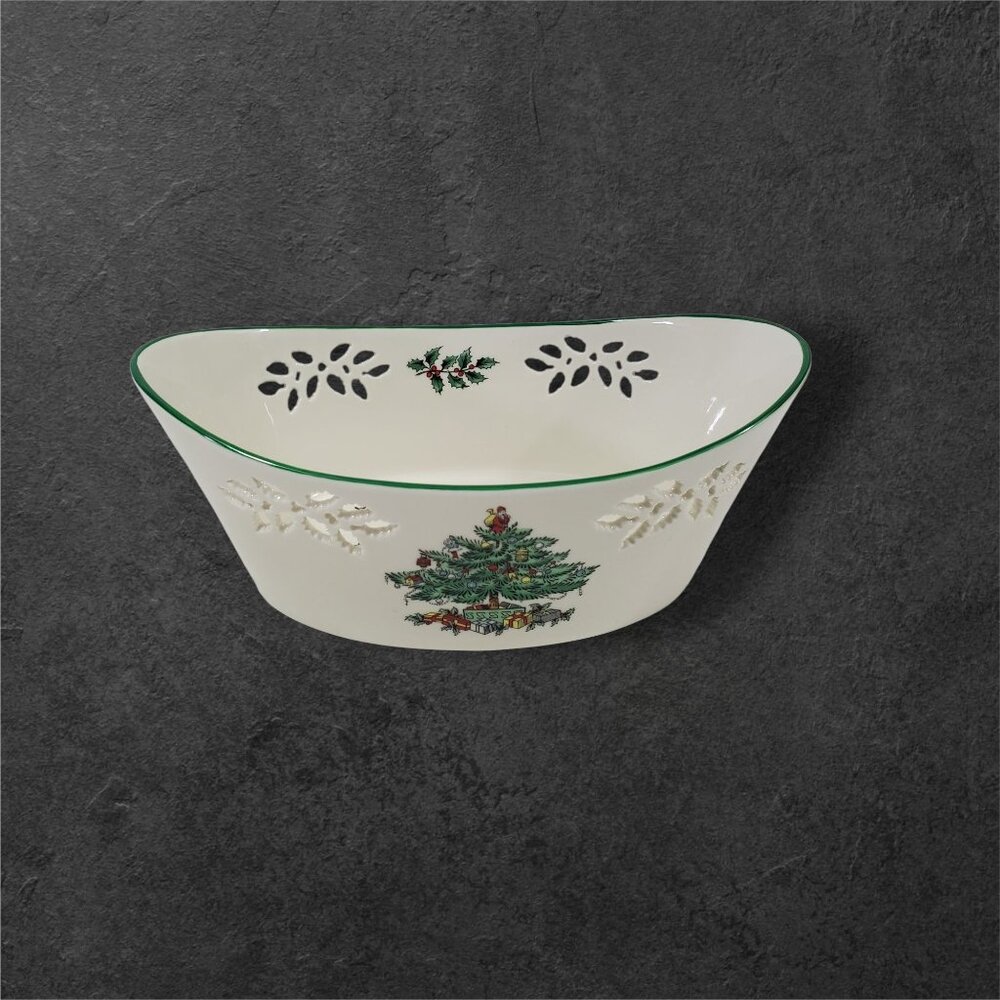 Spode Pierced Oval Christmas Tree Serving Bowl 9" Porcelain Holiday S-3324-A11